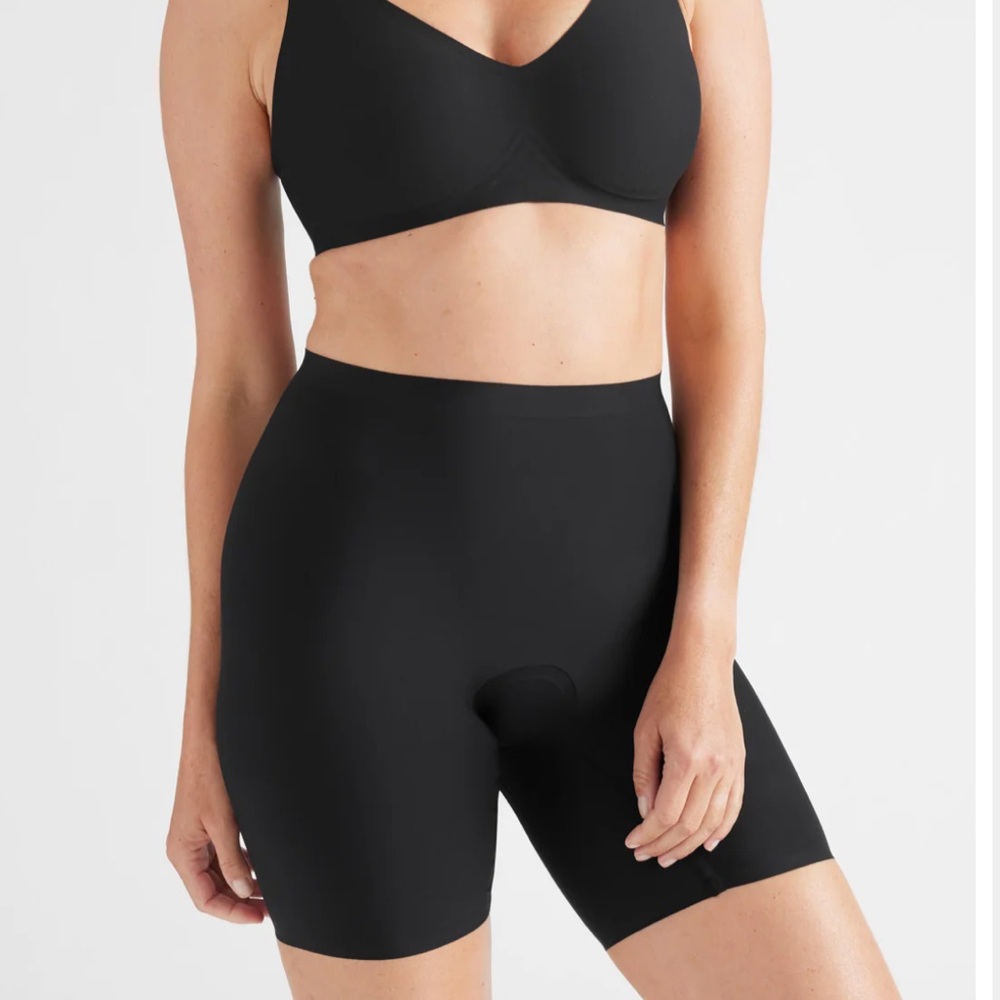 NWT Knix Leakproof Thigh Saver Short XL Black